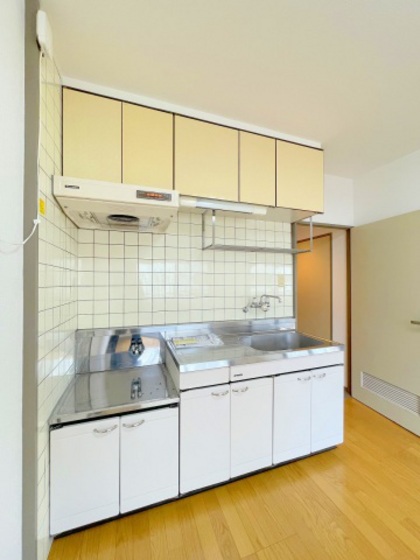 ロイヤルハウス西霞