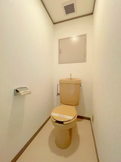 ロイヤルハウス西霞