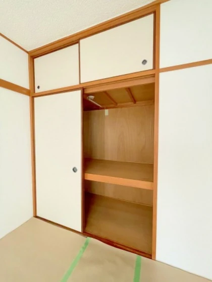 ロイヤルハウス西霞