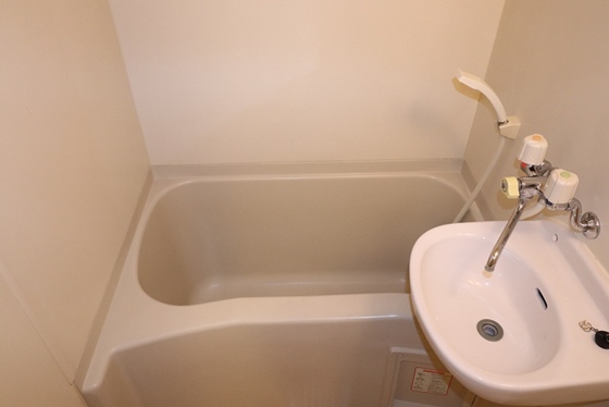 シャンポール昭和町