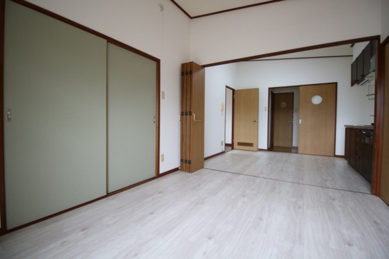 クレスト庚午南