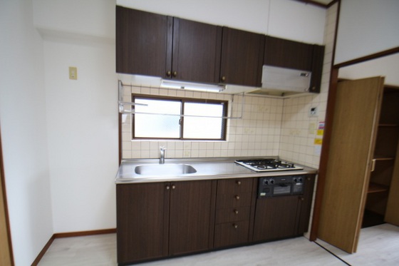 クレスト庚午南