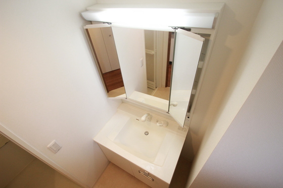 コンフォート東白島