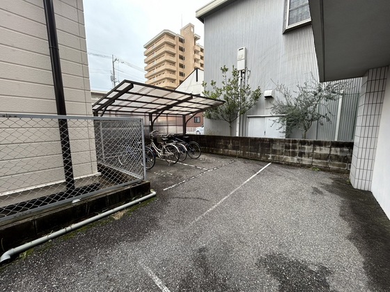 メゾン・エイト