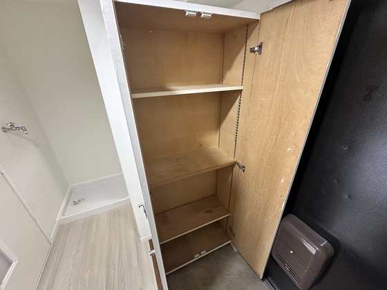 クリスタルビル