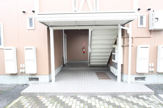 ガーデンハイツ A棟