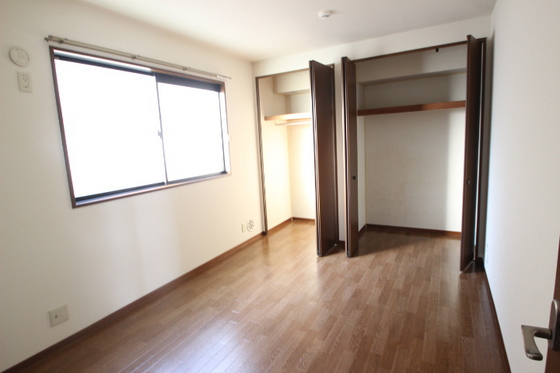 ミーニュ・カーザ A棟