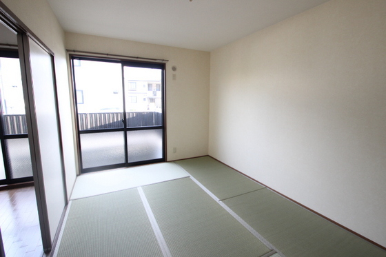 ミーニュ・カーザ A棟