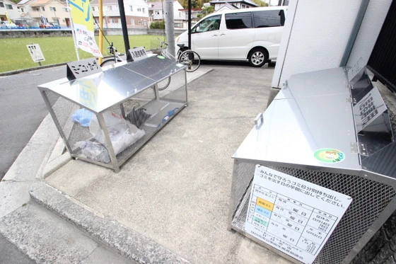 ミーニュ・カーザ A棟