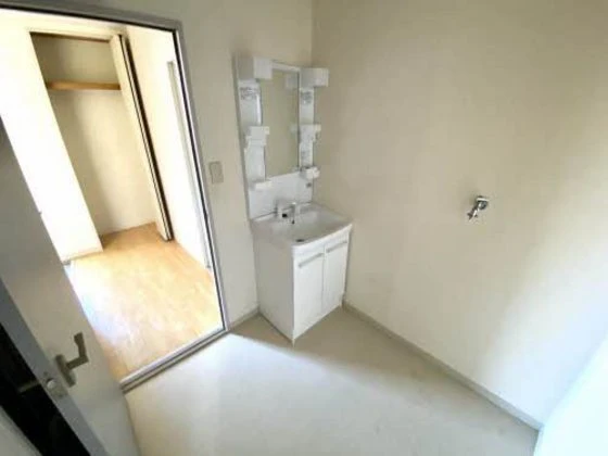 アバンティ石井城