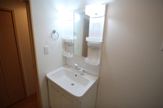 サニーブリーズ物見東 A