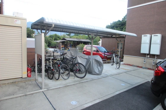 サニーブリーズ物見東 A