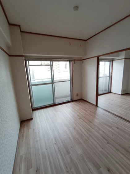 ホワイトシティ国泰寺