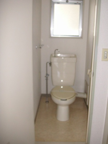 ホワイトシティ国泰寺