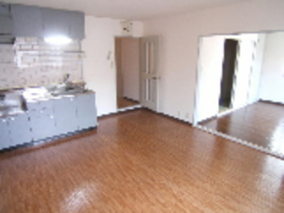 ファミール東野