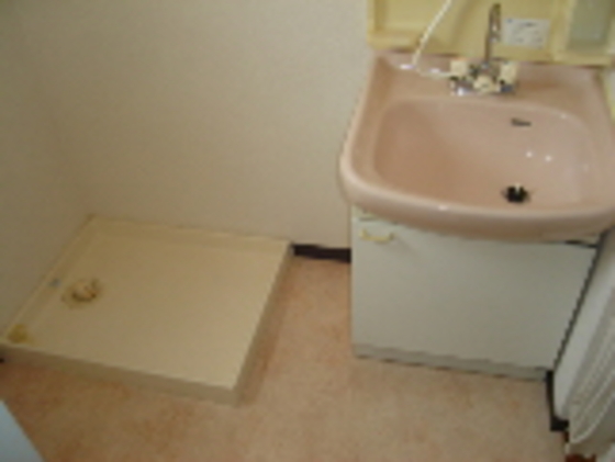 ファミール東野