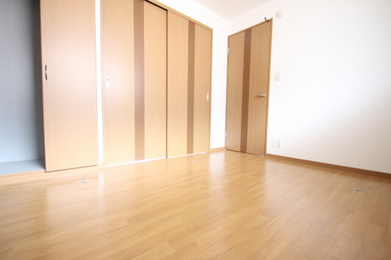 ルミナス西山本