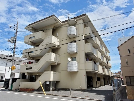 松村マンション