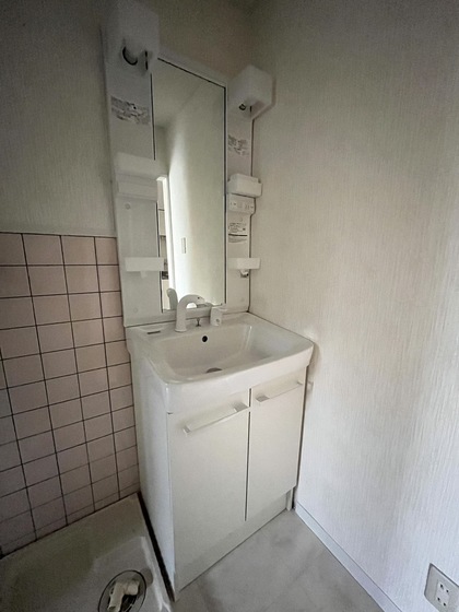 山田ビル(八木9)