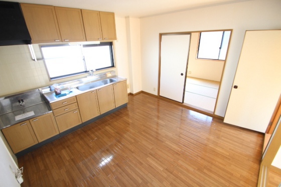 イーストフィールド壱番館