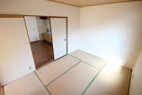 イーストフィールド壱番館