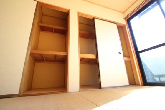 イーストフィールド壱番館