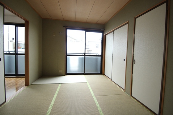 イーストフィールド壱番館