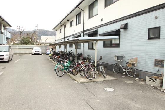 イーストフィールド壱番館