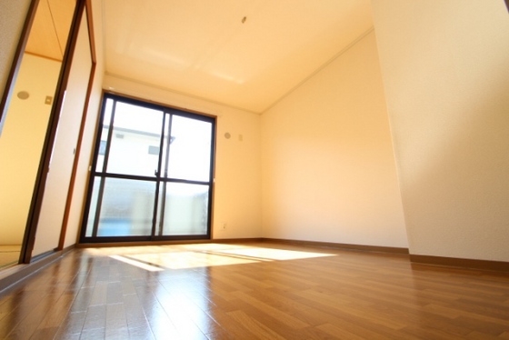 イーストフィールド参番館