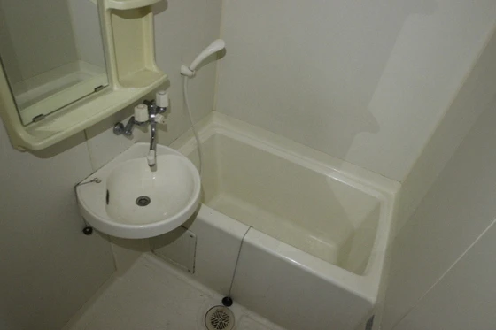 センチュリー皆実