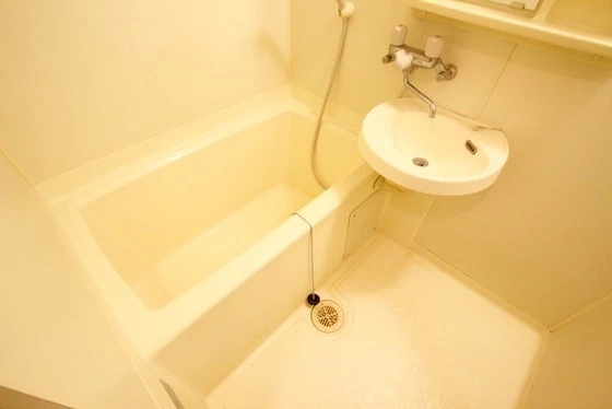 センチュリー皆実