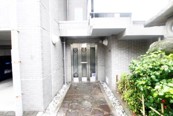 センチュリー皆実