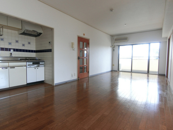 鶴見ハイタウン