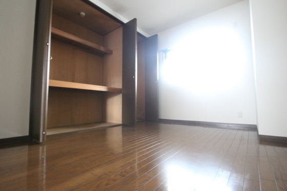 グランドールAKI