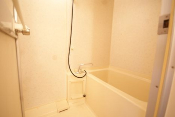 ツインハイツワタナベ A棟