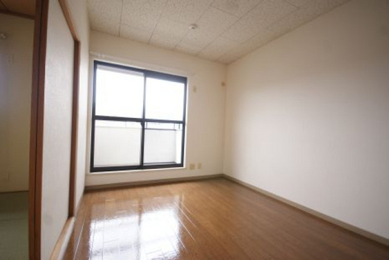 ツインハイツワタナベ A棟