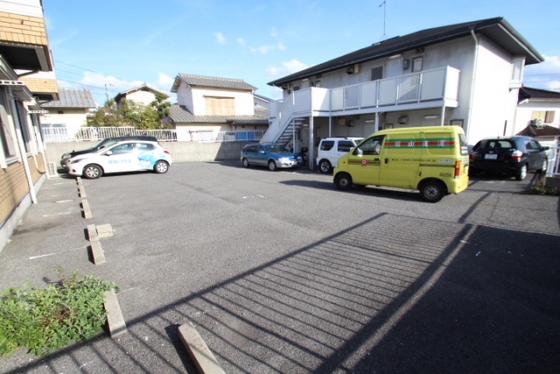 ツインハイツワタナベ A棟