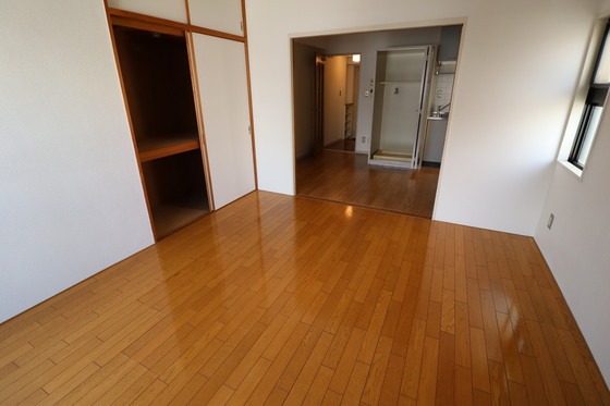 アクシーズビル