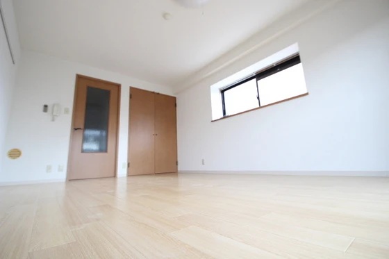 グランヴェルジェ中須Ⅰ