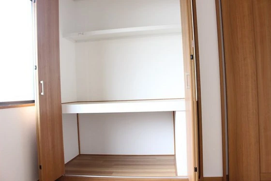 ファミール沼田B