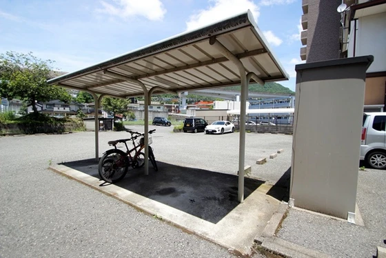 ファミール沼田B