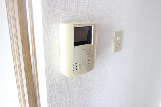 ソレアード石井 B