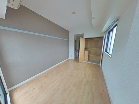 リバーサイド庚午