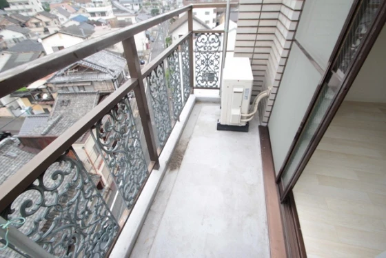 クオレマンションクサツ