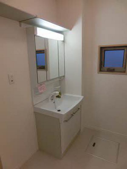 グランマスト伴 B棟