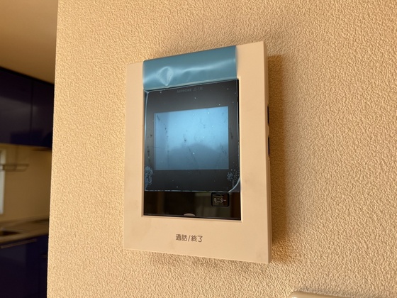 ウィングス緑井 E棟