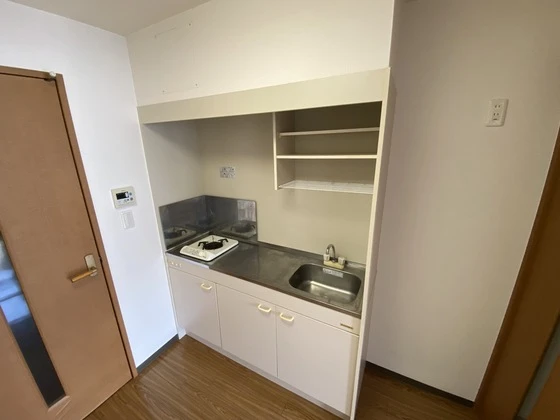 エンバシーコート