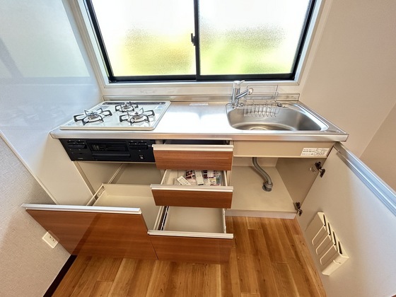 エイティー隅本 A棟