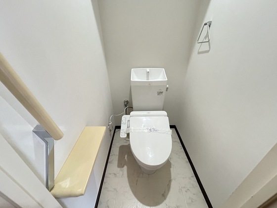 エイティー隅本 A棟