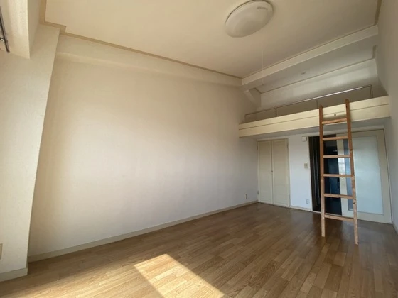 井口クイーンズコート